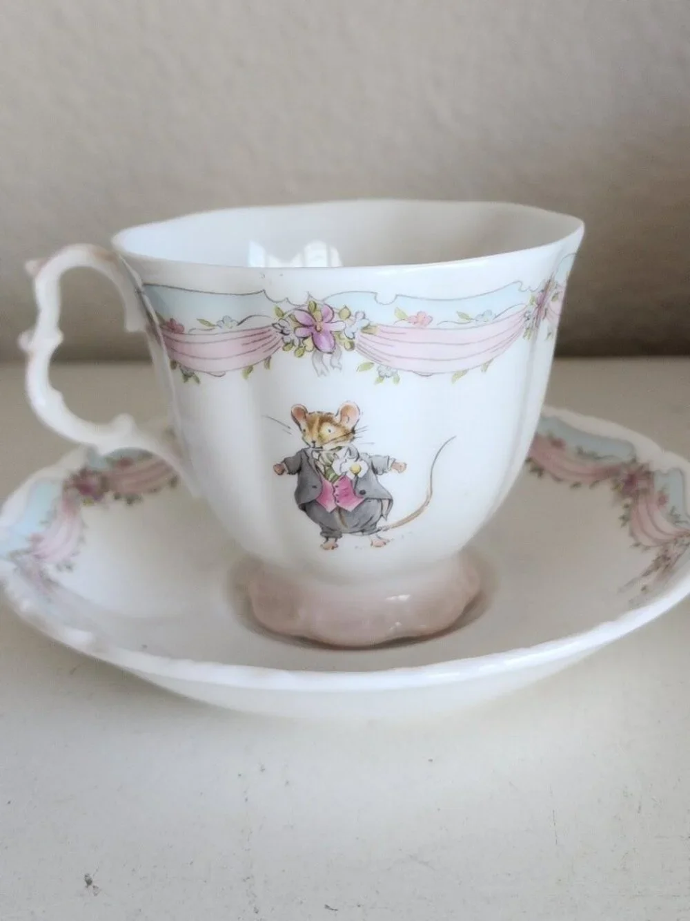 Royal Doulton Brambly Hedge Jill Barklem 1987 The Wedding Bone China Cup Saucer